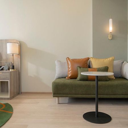 Staybridge Suites Bangkok Sukhumvit By Ihg 외부 사진