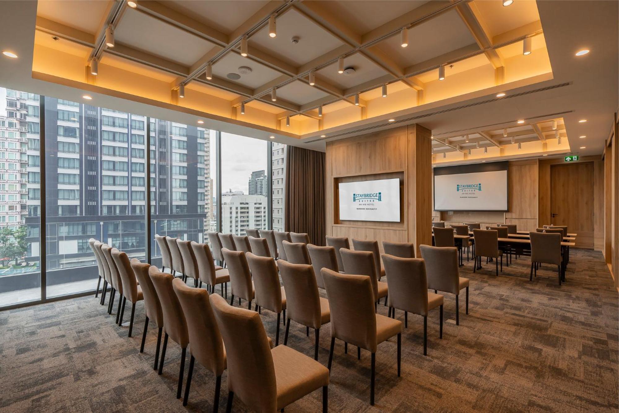 Staybridge Suites Bangkok Sukhumvit By Ihg 외부 사진