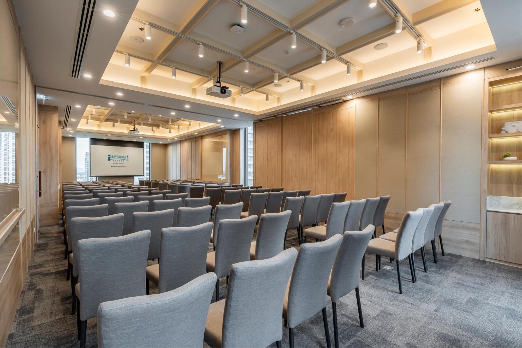 Staybridge Suites Bangkok Sukhumvit By Ihg 외부 사진