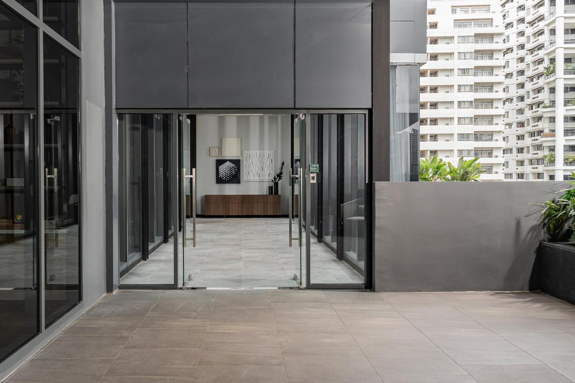 Staybridge Suites Bangkok Sukhumvit By Ihg 외부 사진