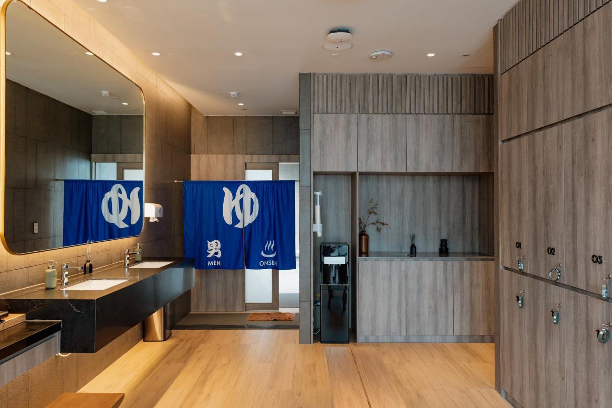 Staybridge Suites Bangkok Sukhumvit By Ihg 외부 사진