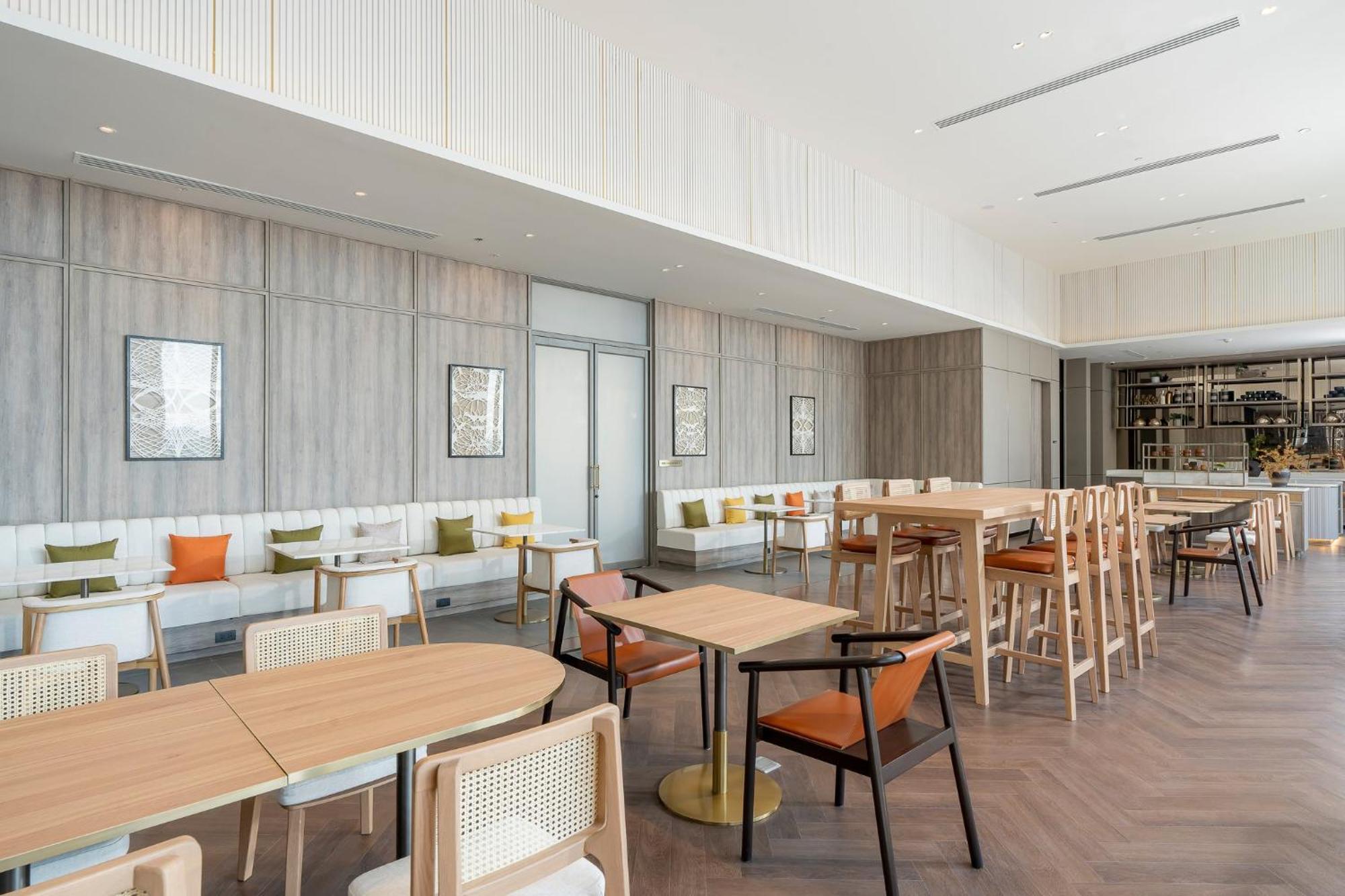 Staybridge Suites Bangkok Sukhumvit By Ihg 외부 사진